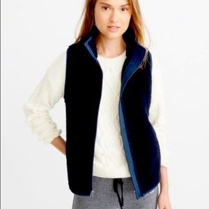 NWT Abercrombie & Fitch Sherpa Vest